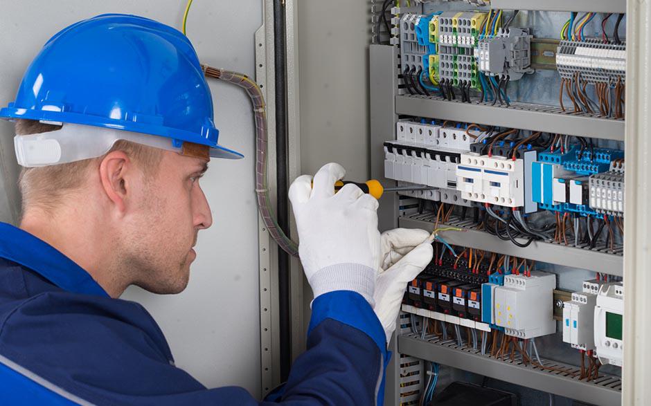 électricien Le Bourget